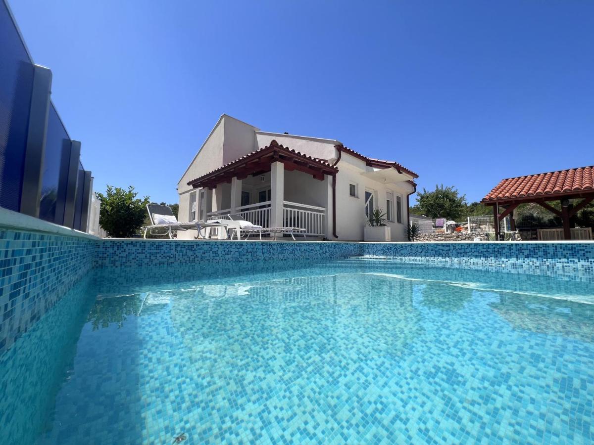 Дом отдыха Family Friendly House With A Swimming Pool Janjina, Peljesac - 19594 *